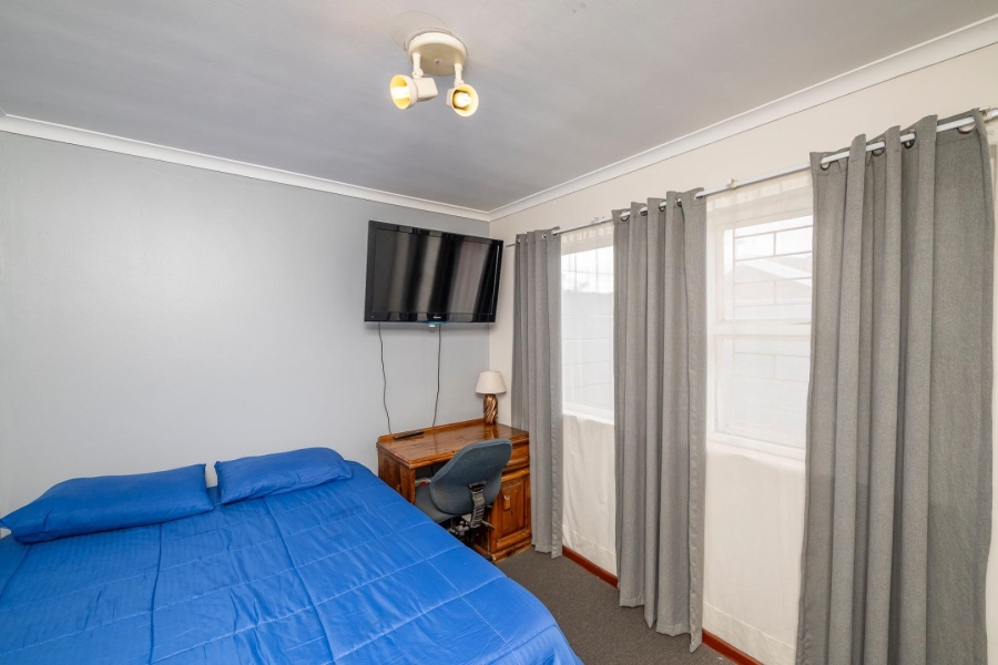 2 Bedroom Property for Sale in Brackenfell South Western Cape